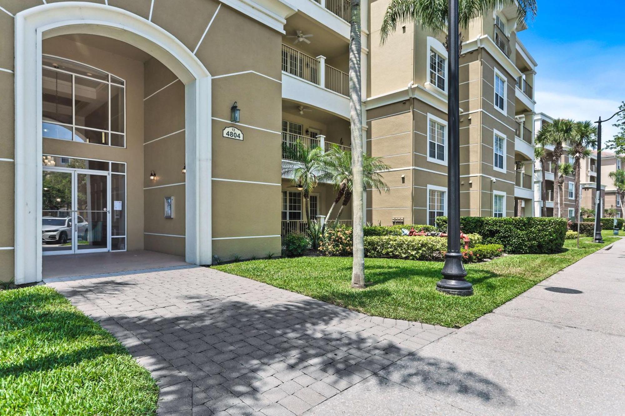 4804 Cayview Ave #105 Casa de Férias